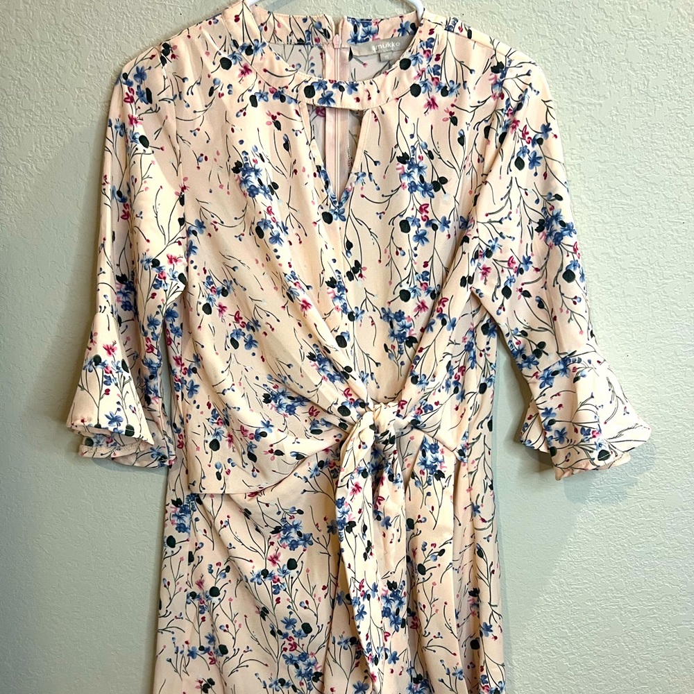 Smukke/ Floral/Off Pink dress. Girls sz16